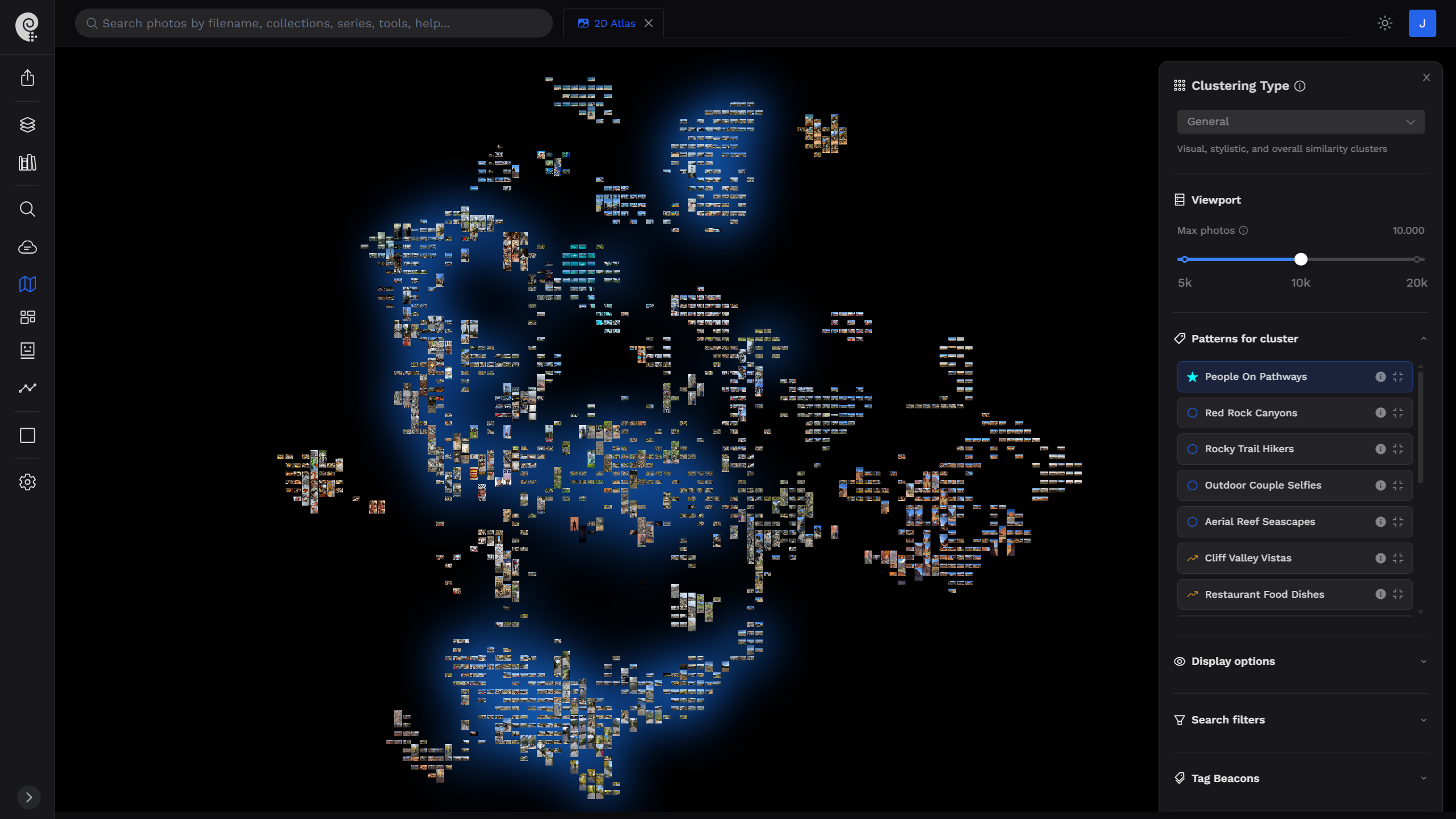 Photoreka 2D Atlas: an entire photo library organized into visual similarity clusters on a single navigable map